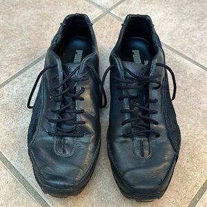 Men's Puma leather sport shoes Size 9 US.